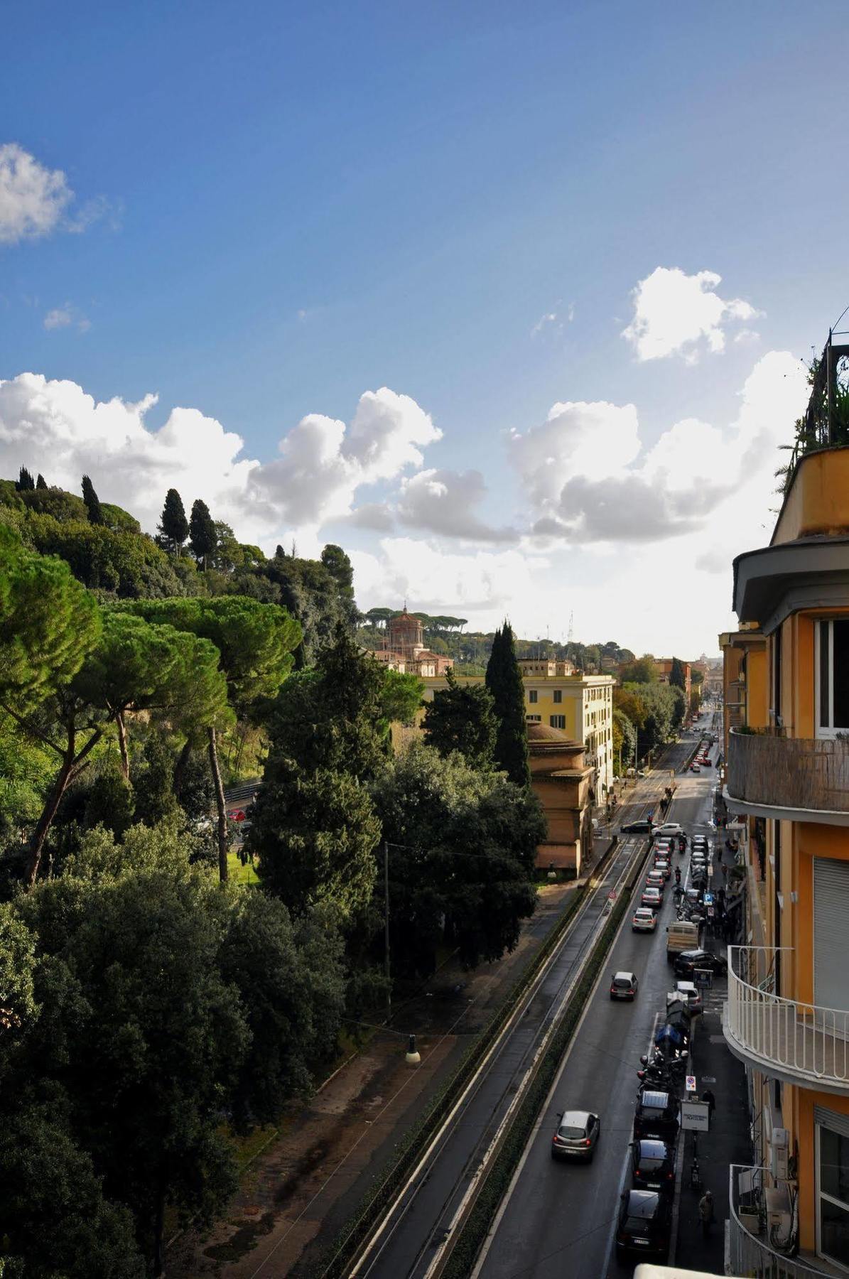 Le Suites Di Tevere Home Rome Bagian luar foto