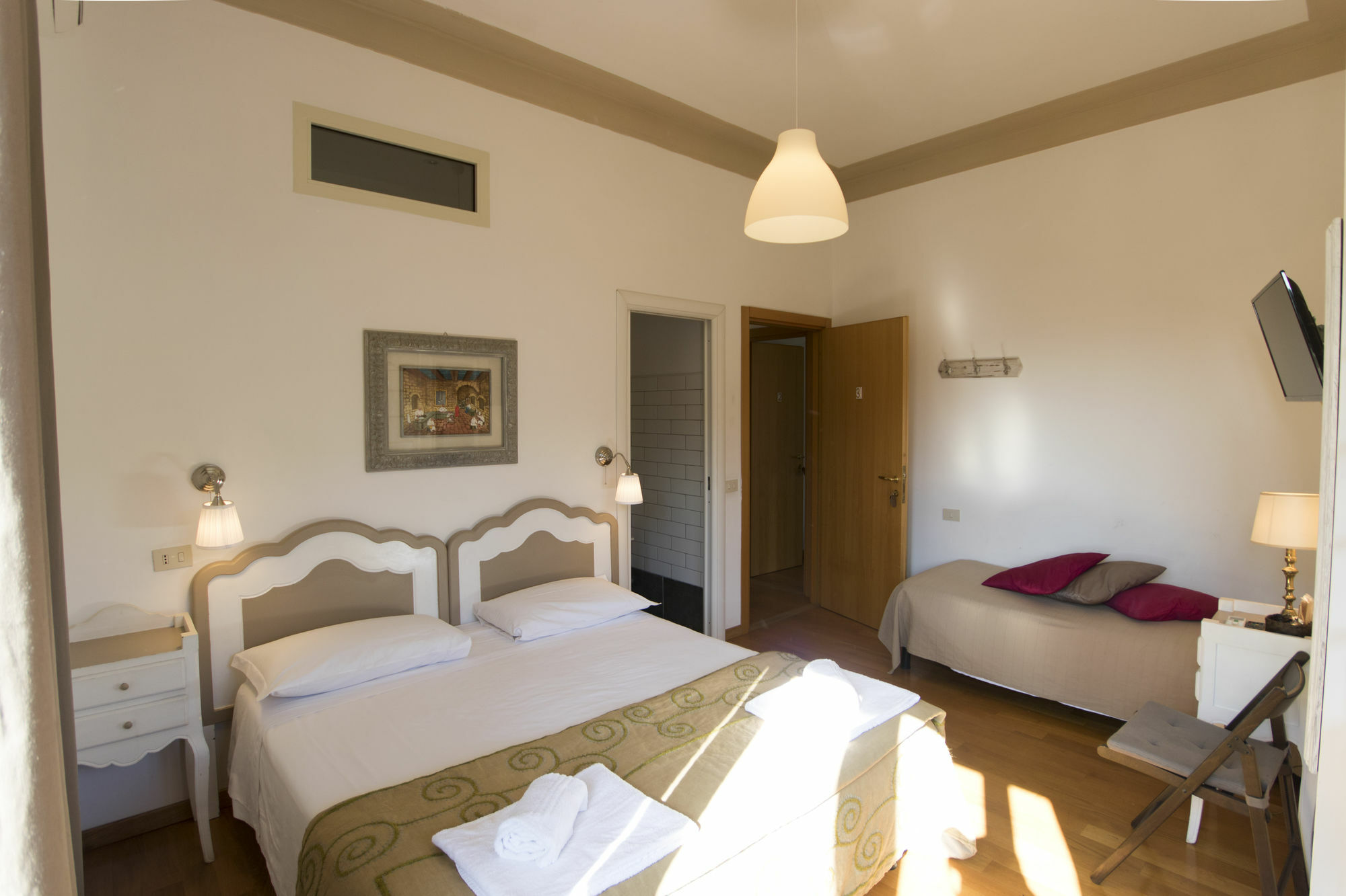 Le Suites Di Tevere Home Rome Bagian luar foto